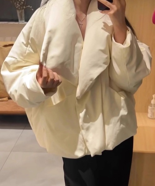 ADDITION STORE（アディションストア）の「ボリューム カラー パディングダウン ジャケット / Volume collar padded down jacket（ダウンジャケット/コート・レディース・オフホワイト/ベージュ・MEDIUM）」の20枚目の写真