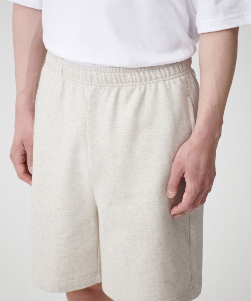 MUSINSA STANDARD（ムシンサスタンダード）の「スウェットショーツ [オートミール]（その他パンツ・メンズ・その他・SMALL/MEDIUM/XX-LARGE）」の4枚目の写真