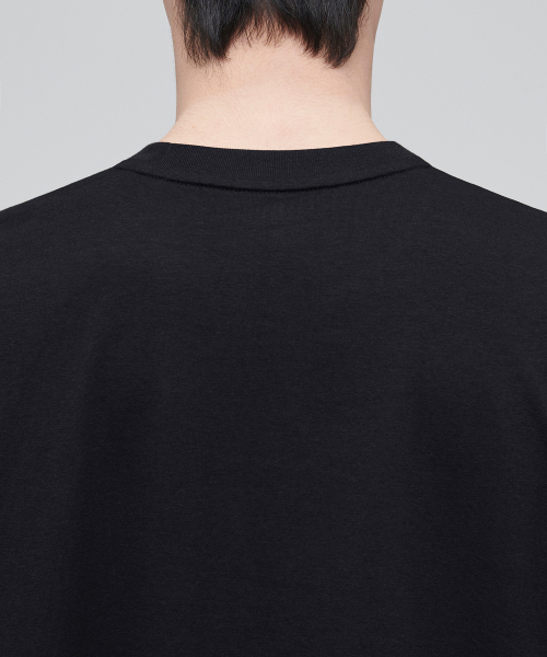MUSINSA STANDARD（ムシンサスタンダード）の「[クールタンダード] クルーネック長袖Tシャツ [ブラック]（Tシャツ/カットソー・メンズ・その他・XXX-LARGE/SMALL/MEDIUM/LARGE/X-LARGE/XX-LARGE）」の5枚目の写真