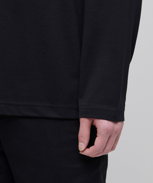 MUSINSA STANDARD（ムシンサスタンダード）の「[クールタンダード] クルーネック長袖Tシャツ [ブラック]（Tシャツ/カットソー・メンズ・その他・XXX-LARGE/SMALL/MEDIUM/LARGE/X-LARGE/XX-LARGE）」の7枚目の写真