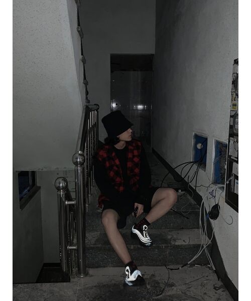 MUSINSA STANDARD（ムシンサスタンダード）の「[クールタンダード] クルーネック長袖Tシャツ [ブラック]（Tシャツ/カットソー・メンズ・その他・XXX-LARGE/SMALL/MEDIUM/LARGE/X-LARGE/XX-LARGE）」の22枚目の写真