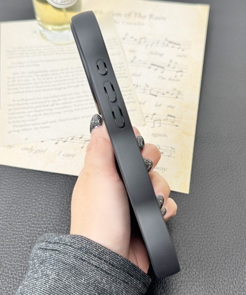 Fun & Daily(ファンアンドデイリー)の「Magsafe対応 Wave iPhone Case 16 17 Plus Pro ProMax Air(スマホケース/カバー・レディース・グレー/ブラック/ピンク・iPhone 16 Plus/iPhone 16 Pro/iPhone 16 Pro Max/iPhone 17/iPhone 17 Pro/iPhone 17 Pro Max/iPhone Air/iPhone 16e/iPhone 16)」の14枚目の写真