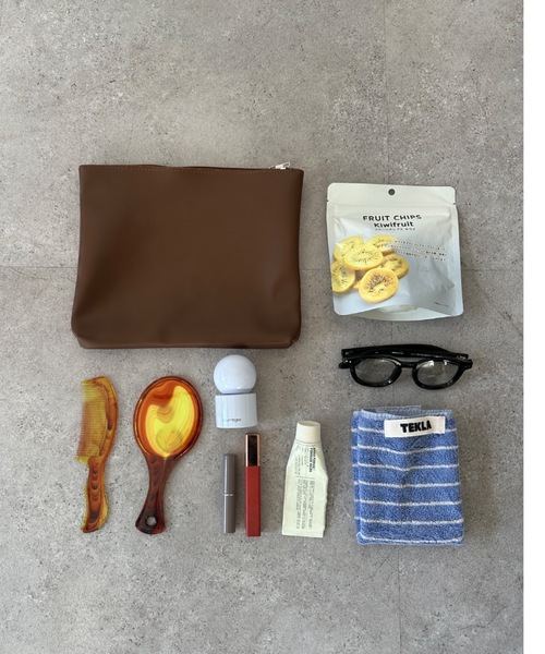 DRWCYS（ドロシーズ）の「バッグインポーチフェイクレザートートバッグ/PC・A4収納可能（トートバッグ・レディース・ブラウン・FREE）」の13枚目の写真