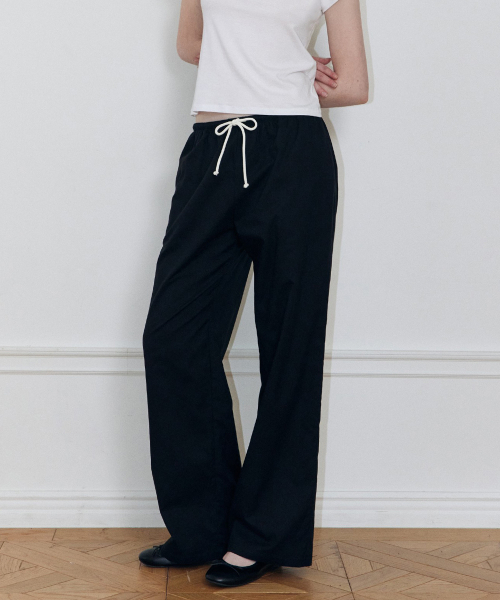 LADY VOLUME(レディーボリューム)の「ライトフロウパンツ (ブラック)(スウェットパンツ・レディース・その他・SMALL/MEDIUM)」の1枚目の写真