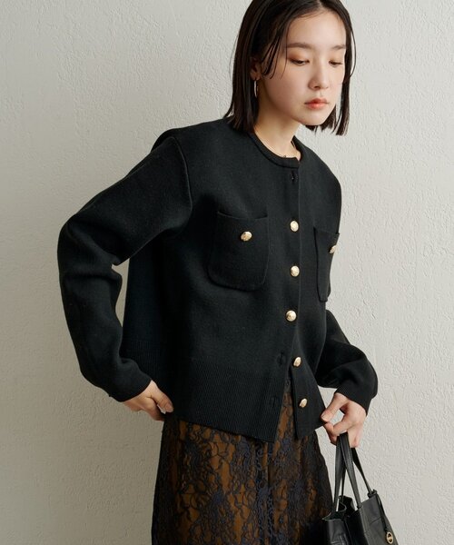 Omekashi（オメカシ）の「スウェットライクボタンカーディガン（カーディガン/ボレロ・レディース・アイボリー/ブラック/ブラウン/レッド/ピンク/オフホワイト/グレー・FREE）」の4枚目の写真