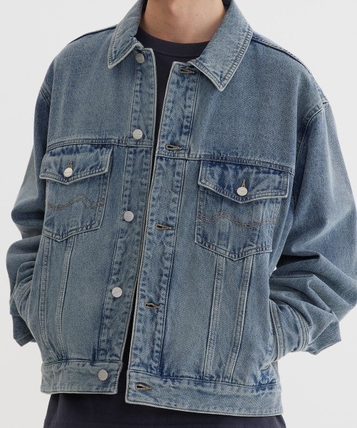 COVERNAT(カバーナット)の「デニムトラッカージャケット Blue(デニムジャケット・レディース・その他・SMALL/MEDIUM/LARGE/X-LARGE)」の7枚目の写真