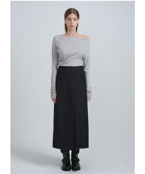MICANE（ミケーネ）の「ノエミビジョ ラップロングスカート（スカート・レディース・ブラック/チャコール・MEDIUM/LARGE/X-LARGE/XX-LARGE/X-SMALL/SMALL）」の5枚目の写真