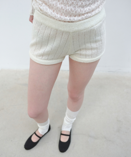 AOPT（アオプト）の「RIBBED KNIT SHORTS - IVORY（その他パンツ・レディース・その他・SMALL/MEDIUM）」の2枚目の写真