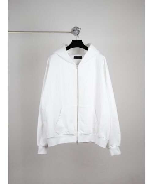 GOZER(ゴーザー)の「OVERSIZED THAILAND BIZ LOGO HOOD ZIP-UP(パーカー・メンズ・ホワイト・1/2)」の3枚目の写真