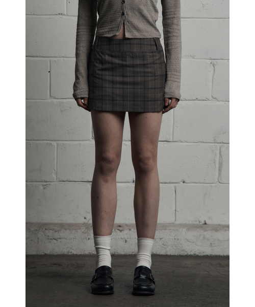 SYNERJYN(シナジン)の「CLASSIC CHECK MINI SKIRT DARK BEIGE(スカート・レディース・その他・MEDIUM/SMALL)」の1枚目の写真