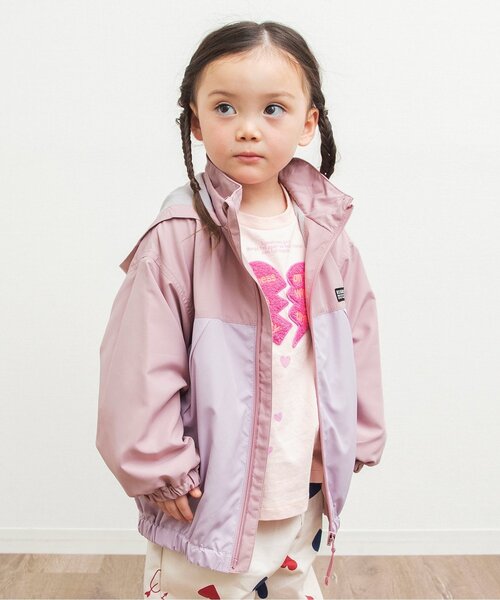 BREEZE（ブリーズ）の「カラバリウィンドブレーカー_ジュニア対応（ナイロンジャケット・キッズ・ピンク/レインボー/カモフラージュ/ベージュ/レモンイエロー/ブルー・110/100/90/80/120/160/150/140/130）」の5枚目の写真