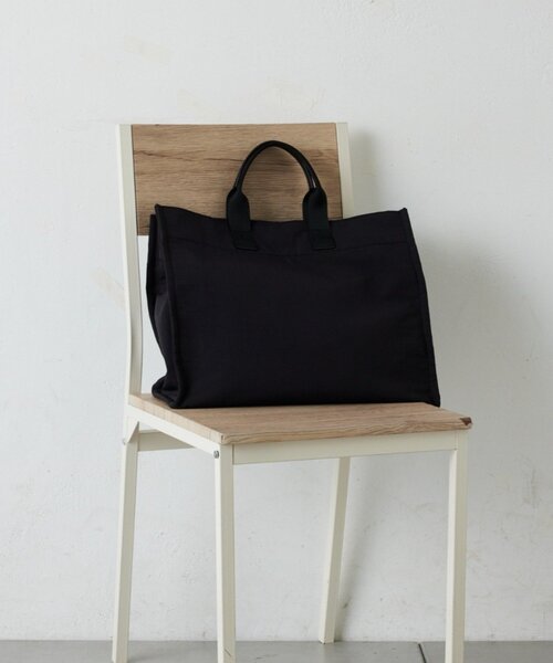 GALLARDAGALANTE（ガリャルダガランテ）の「【WEB限定】【2way／撥水加工】ナイロントート（トートバッグ・レディース・キャメル/ブラック・FREE）」の3枚目の写真