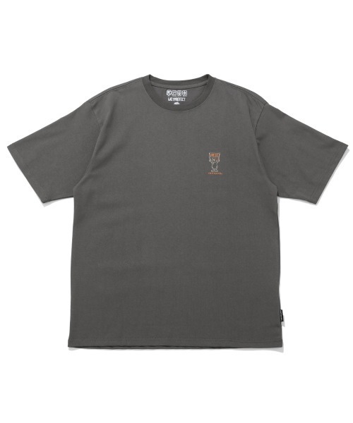 KRIFF MAYER(クリフメイヤー)の「【汗染み防止・軽撥水】ウェットプロテクトT(コーンボーイ)(Tシャツ/カットソー・メンズ・マスタード/チャコール/ブルー/オフホワイト・MEDIUM/X-LARGE/LARGE)」の6枚目の写真