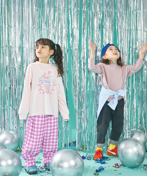 pairmanon(ペアマノン)の「【綿100%】ユニセックス ネームタグ付き カラーボーダー ロンT(Tシャツ/カットソー・キッズ・ブルー/オレンジ/ピンク/グリーン・100/110/120/130/140/150/90)」の7枚目の写真