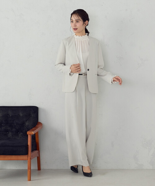 COMME CA ISM(コムサイズム)の「【宮城舞さん着用】ポリエステルジョーゼット シャーリングブラウス(シャツ/ブラウス・レディース・オフホワイト/サックスブルー/ブラック・SMALL/X-LARGE/LARGE/MEDIUM)」の10枚目の写真