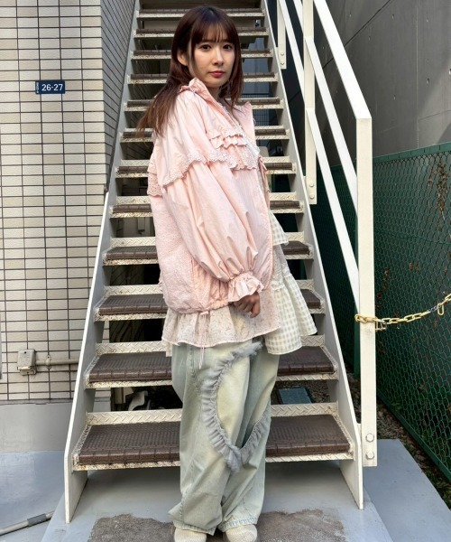 Candy Stripper（キャンディストリッパー）の「LACY TRACK ジャケット（ブルゾン・レディース・ピンク/ブラック/オフホワイト・FREE）」の22枚目の写真