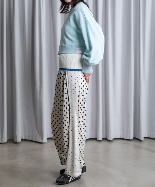 MARECHAL TERRE（マルシャルテル）の「ショート丈スウェット（スウェット・レディース・オレンジ/アイボリー/グレー/ライトブルー/ブラック・MEDIUM）」の17枚目の写真