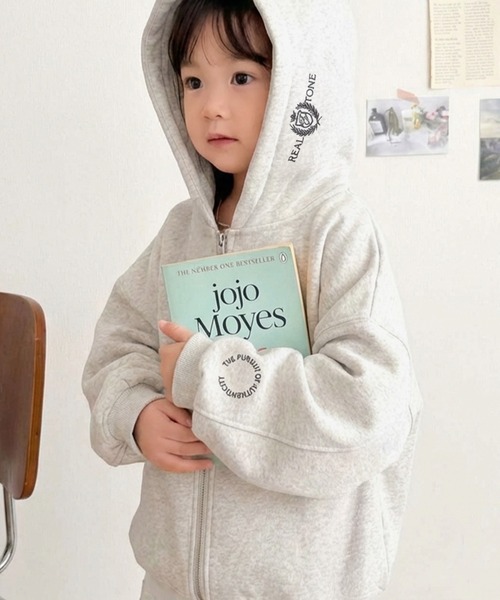 classicalelf（クラシカルエルフ）の「【キッズ】親子リンクコーデ可能◎ゆるっとダボっと可愛い♪裏起毛クロップドワイドパーカー（パーカー・キッズ・オートミール/チャコール・160/140/120/100）」の18枚目の写真