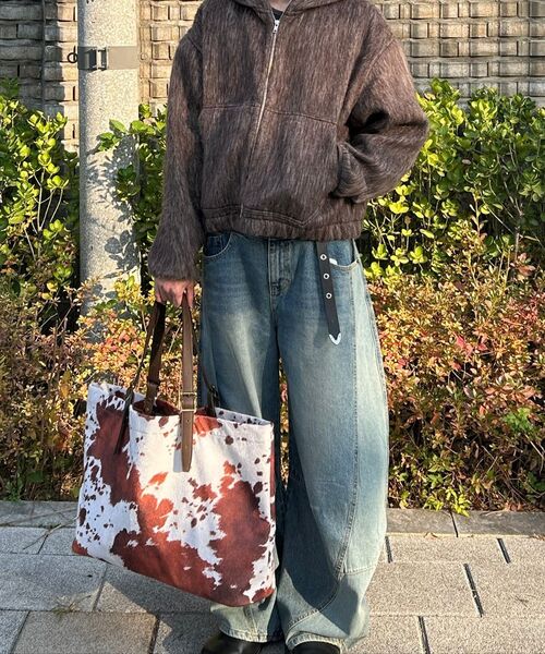 LEARVE(ルアブ)の「スプリットアークカーブデニムパンツ(デニムパンツ・メンズ・その他・S/M/L/XL)」の9枚目の写真