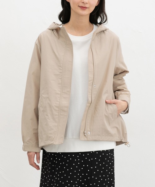 Honeys(ハニーズ)の「【非フッ素撥水加工】撥水加工フードブルゾン(ブルゾン・レディース・アイボリー/ブルーグレー/ピンク系/ベージュ/ネイビー・S/M/LL/L)」の3枚目の写真