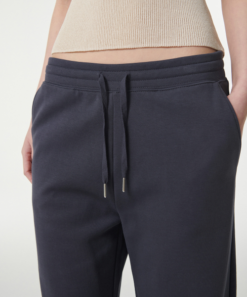 MUSINSA STANDARD WOMAN（ムシンサスタンダードウーマン）の「ウィメンズフラットテリー ワイドラウンジ スウェットパンツ [ブルーグレー]（スウェットパンツ・レディース・その他・LARGE/MEDIUM/SMALL/X-SMALL）」の4枚目の写真