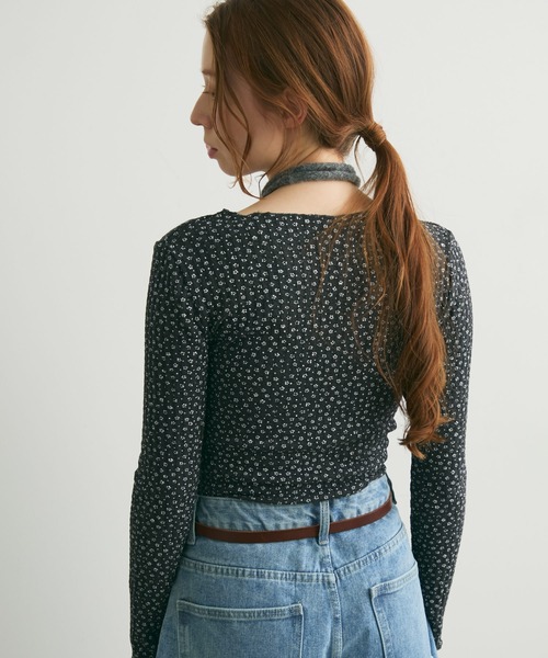 Crisp（クリスプ）の「リブフラワーTシャツ（Tシャツ/カットソー・レディース・ダークグレー/アイボリー・FREE）」の4枚目の写真