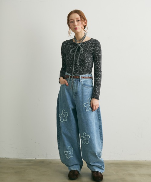 Crisp（クリスプ）の「リブフラワーTシャツ（Tシャツ/カットソー・レディース・ダークグレー/アイボリー・FREE）」の7枚目の写真