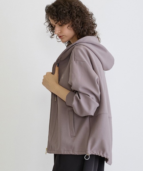 NICOLE white（ニコルホワイト）の「フードジップパーカー（パーカー・レディース・オフホワイト/ネイビー/ライトグレー・FREE）」の7枚目の写真