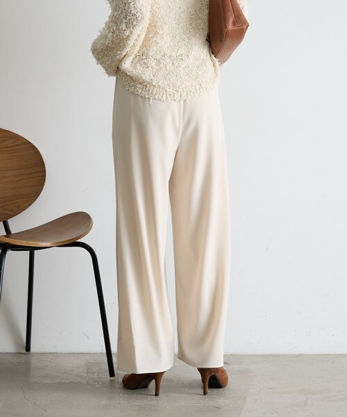 Jena espace merveilleux(ジェナ エスパスメルヴェイユ)の「【上品な落ち感】サテン切替トロミパンツ(その他パンツ・レディース・ブラック/アイボリー/グレー・FREE)」の11枚目の写真