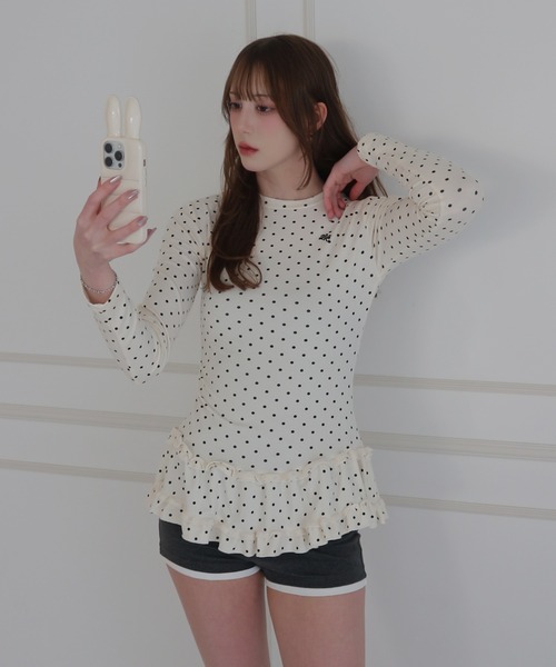 JilLA(ジルア)の「Retro Tiered Dot Long T-Shirt / レトロティアードドットロングTシャツ(Tシャツ/カットソー・レディース・アイボリー/グレー・FREE)」の2枚目の写真