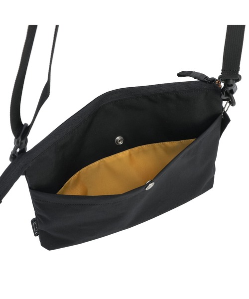 COLEMAN（コールマン）の「ユニウォーカーサコッシュ（ボディバッグ/ウエストポーチ・レディース・ブラック/グレー/ベージュ系その他・5L）」の17枚目の写真