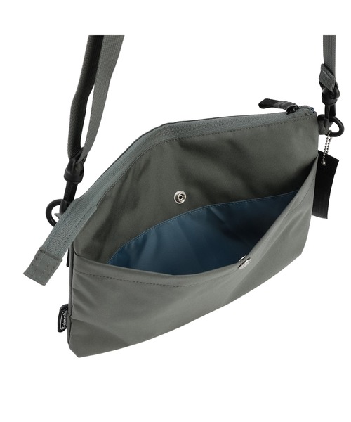 COLEMAN（コールマン）の「ユニウォーカーサコッシュ（ボディバッグ/ウエストポーチ・レディース・ブラック/グレー/ベージュ系その他・5L）」の8枚目の写真