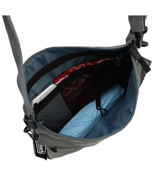 COLEMAN（コールマン）の「ユニウォーカーサコッシュ（ボディバッグ/ウエストポーチ・レディース・ブラック/グレー/ベージュ系その他・5L）」の12枚目の写真