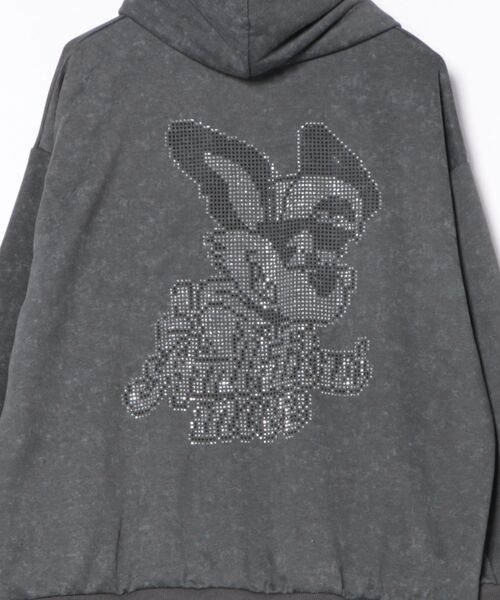 GORGE(ゴージ)の「《ラビットモチーフ×バックデザイン》裏毛ZIPパーカー/秋冬春/全3色(パーカー・レディース・ピンク/オートミール/チャコール・F)」の4枚目の写真