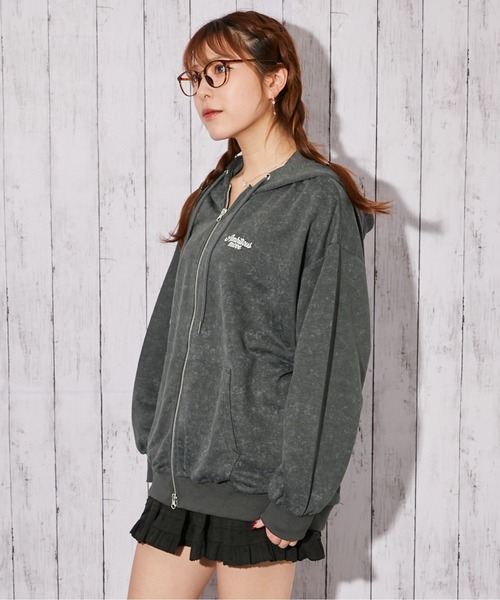 GORGE(ゴージ)の「《ラビットモチーフ×バックデザイン》裏毛ZIPパーカー/秋冬春/全3色(パーカー・レディース・ピンク/オートミール/チャコール・F)」の17枚目の写真