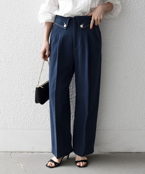 SHIPS any（シップス エニィ）の「SHIPS any:〈洗濯機可能〉カルゼ ターンバック ハイウエスト テーパード パンツ（その他パンツ・レディース・オフホワイト/ネイビー・36/38）」の15枚目の写真