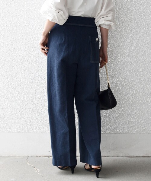 SHIPS any（シップス エニィ）の「SHIPS any:〈洗濯機可能〉カルゼ ターンバック ハイウエスト テーパード パンツ（その他パンツ・レディース・オフホワイト/ネイビー・36/38）」の19枚目の写真