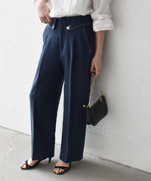 SHIPS any（シップス エニィ）の「SHIPS any:〈洗濯機可能〉カルゼ ターンバック ハイウエスト テーパード パンツ（その他パンツ・レディース・オフホワイト/ネイビー・36/38）」の21枚目の写真