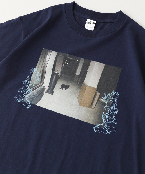 PULP/417EDIFICE（パルプフォーワンセブンエディフィス）の「UK ARTIST PROJECT【T-BONE】PHOTO TEE（Tシャツ/カットソー・メンズ・ネイビー・LARGE/MEDIUM/SMALL）」の6枚目の写真