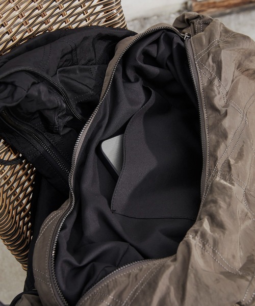 PUBLIC TOKYO（パブリックトウキョウ）の「ドローストリングショルダーバッグ（ショルダーバッグ・メンズ・カーキ/ブラック・FREE）」の16枚目の写真