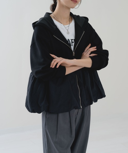 ANNA LUNA（アンナルナ）の「【ANNA LUNA】 ラフ なのにちゃんと 可愛い バルーンパーカー（パーカー・レディース・ブラック/グレー/オフホワイト・MEDIUM）」の4枚目の写真