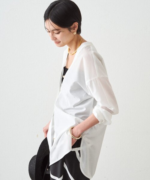 LOUNGEDRESS(ラウンジドレス)の「バイヤスロングブラウス(シャツ/ブラウス・レディース・オフホワイト/ブルー/ベージュ/ネイビー・FREE)」の11枚目の写真