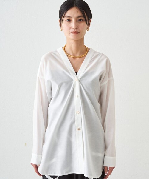 LOUNGEDRESS(ラウンジドレス)の「バイヤスロングブラウス(シャツ/ブラウス・レディース・オフホワイト/ブルー/ベージュ/ネイビー・FREE)」の13枚目の写真