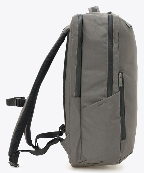 Columbia(コロンビア)の「撥水 軽量 Columbia/ スターレンジ 23L スクエア バックパック /コロンビア(バックパック/リュック・レディース・チャコールグレー/ブラック・ONE SIZE)」の10枚目の写真