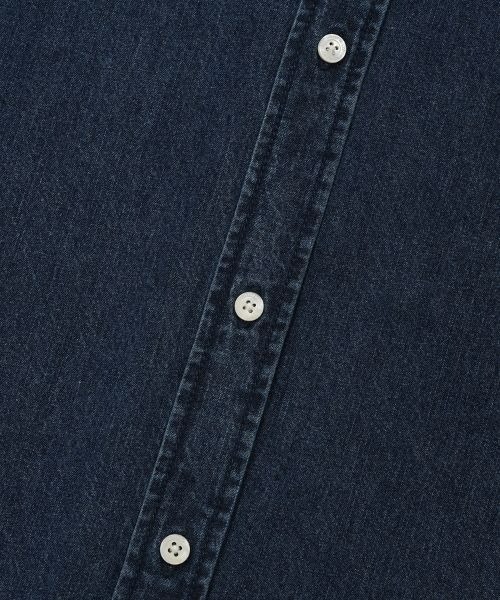 Wacky WiLLy（ワッキーウィリー）の「DENIM WASHED SHORT-SLEEVED SHIRT（Tシャツ/カットソー・メンズ・ホワイト/インディゴブルー・LARGE/MEDIUM/SMALL）」の14枚目の写真