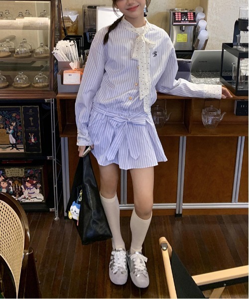 WEGO（ウィゴー）の「ドット柄ボウタイストライプシャツワンピース（シャツワンピース・レディース・サックスブルー・MEDIUM/LARGE）」の2枚目の写真