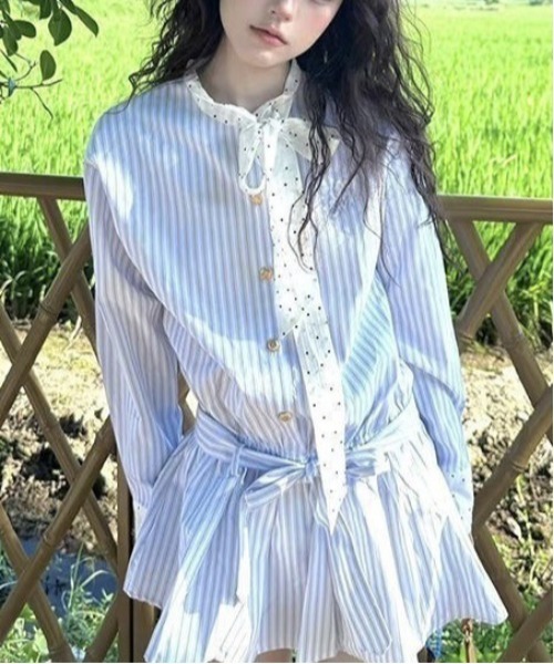 WEGO（ウィゴー）の「ドット柄ボウタイストライプシャツワンピース（シャツワンピース・レディース・サックスブルー・MEDIUM/LARGE）」の3枚目の写真