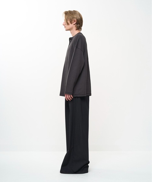 Juha（ユハ）の「INTERLOCK HENLEY L/S（Tシャツ/カットソー・メンズ・チャコールグレー/グレー/オフホワイト/ブラック・4/3）」の9枚目の写真