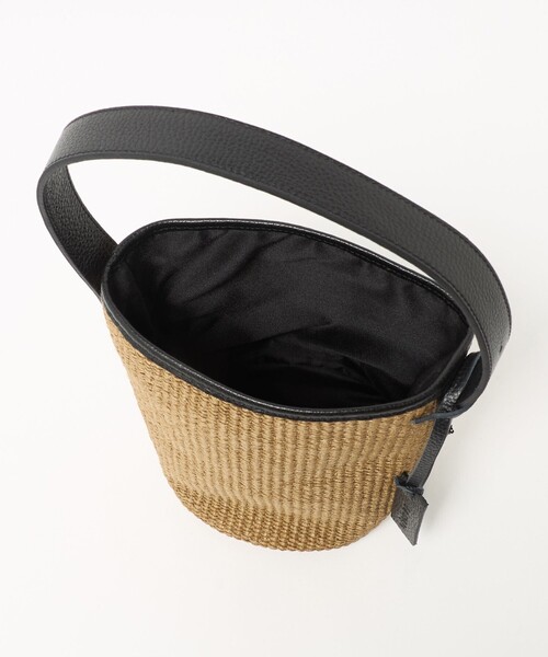 BEAUTY&YOUTH UNITED ARROWS(ビューティーアンドユースユナイテッドアローズ)の「<LA UNIQA>ショルダーバッグ(ショルダーバッグ・メンズ・ブラック/ベージュ・FREE)」の16枚目の写真