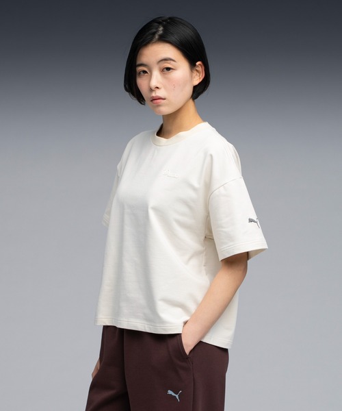 PUMA(プーマ)の「PUMA プーマ ウィメンズ ESS エレベーテッド MX ベビー 半袖 Tシャツ(Tシャツ/カットソー・レディース・チョコ/ブルー系その他5/オフホワイト・LARGE/X-LARGE/SMALL/MEDIUM)」の1枚目の写真